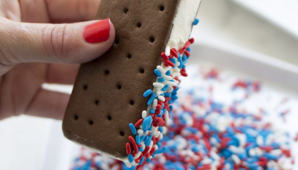 4th-of-July-Ice-Cream-Sandwiches